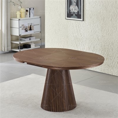 Круглый обеденный стол